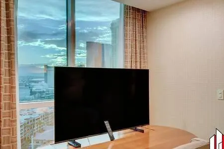 Mgm Signature-07-802 1Br 2Ba Balcony Suite Las Vegas